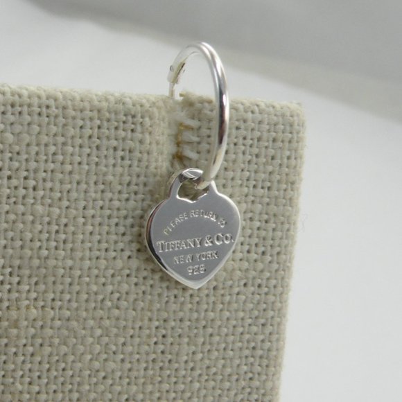 NEW Mini Heart Hoop Earrings Return to Tiffany & Co 925 Solid Sterling Silver - Picture 6 of 16